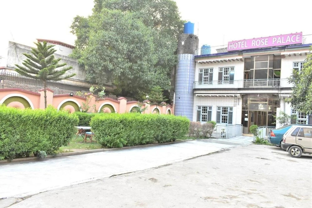 The Rose Palace Hotel & Restaurant