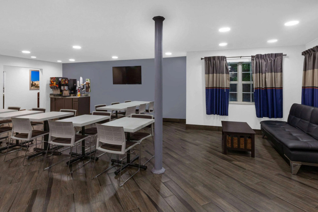 Microtel Inn & Suites by Wyndham Baltimore BWI Airport