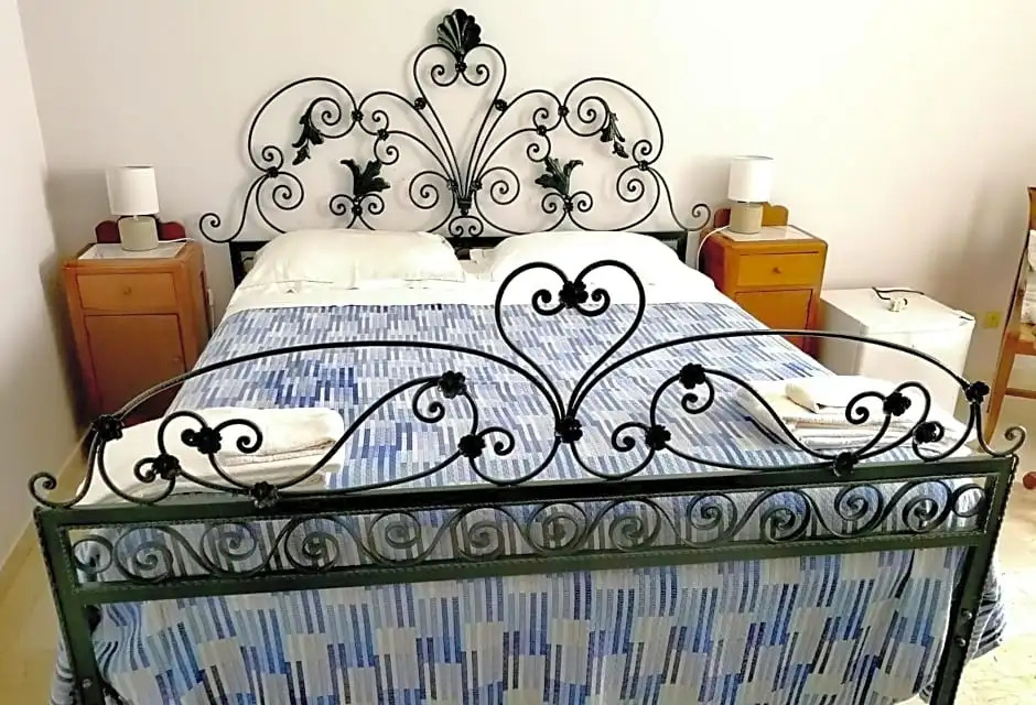 B&B Faro Bianco