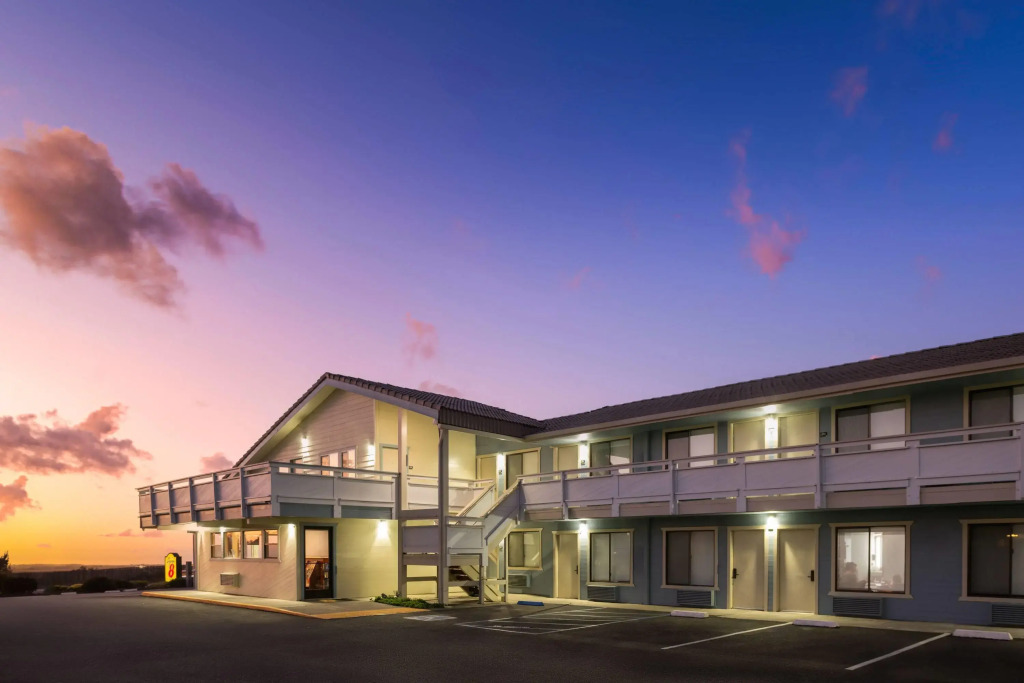 Super 8 by Wyndham Fort Bragg