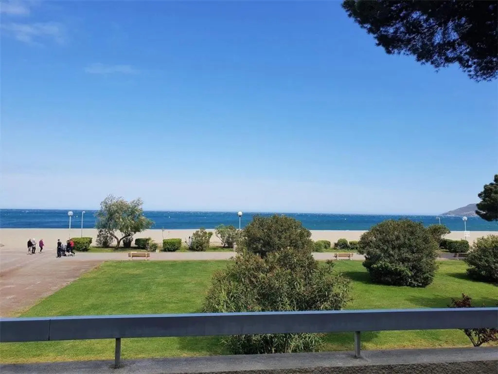 Appartement Argelès-sur-Mer, 3 pièces, 6 personnes - FR-1-388-82