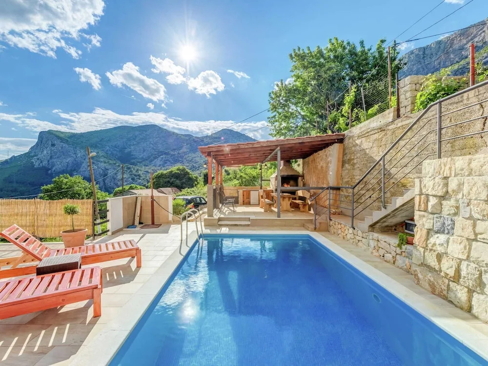 Holiday House Near Split