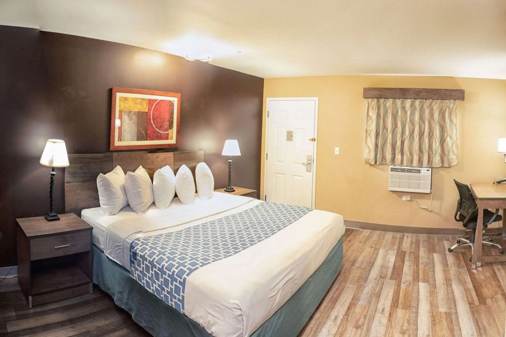 Suburban Extended Stay SE
