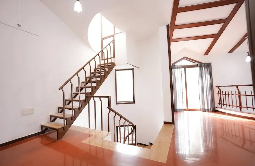 Stylish 5 Bedroom Villa With Private Pool