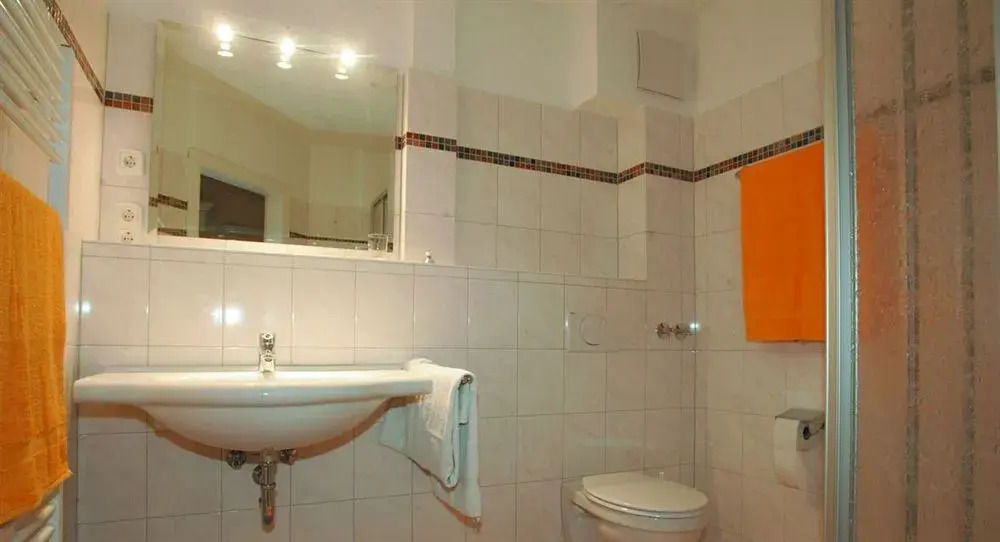 Traveller Hotel