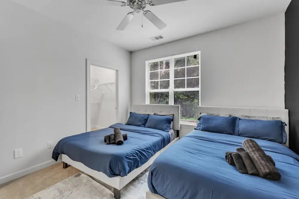 Upscale 2BR Suite Mins Downtown Raleigh