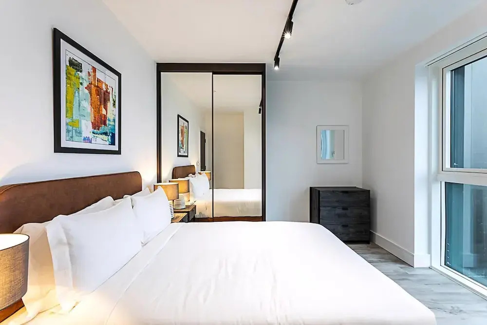 Icon Tower Flat II