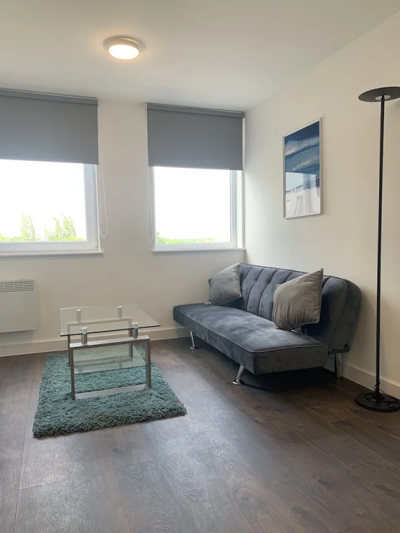 Top Floor - Serviced Apartments