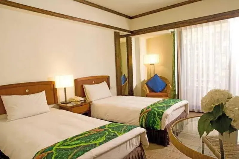 YOHO Bike Hotel