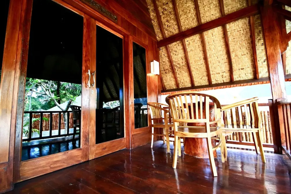 Yoki's Bungalows