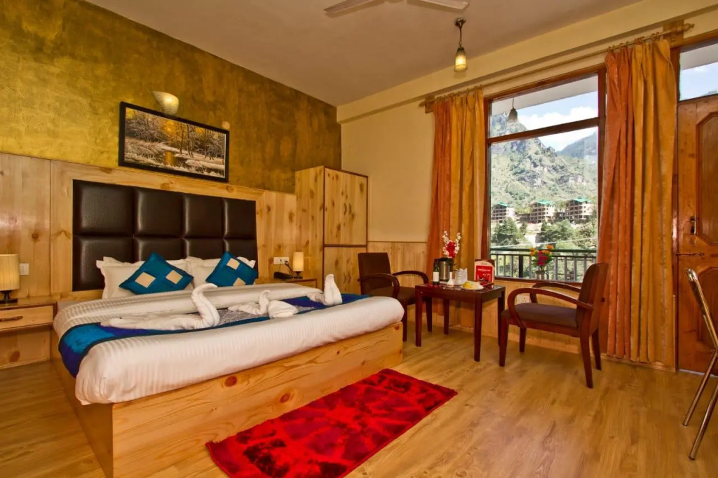 New Harmony Inn
