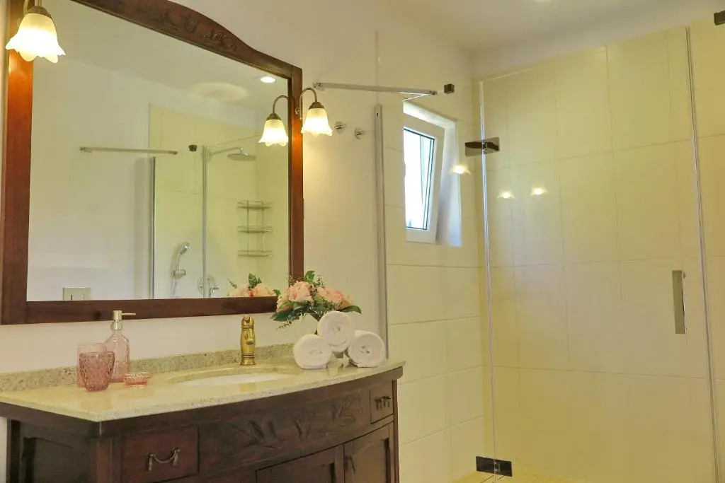 ARILLAS HILLSIDE VILLA 3 - Provence