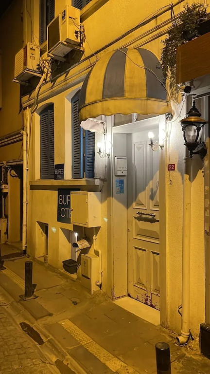 Bufes Hotel