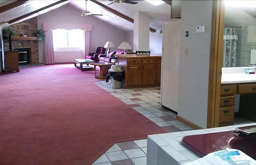 Riverside Motor Lodge - Pigeon Forge