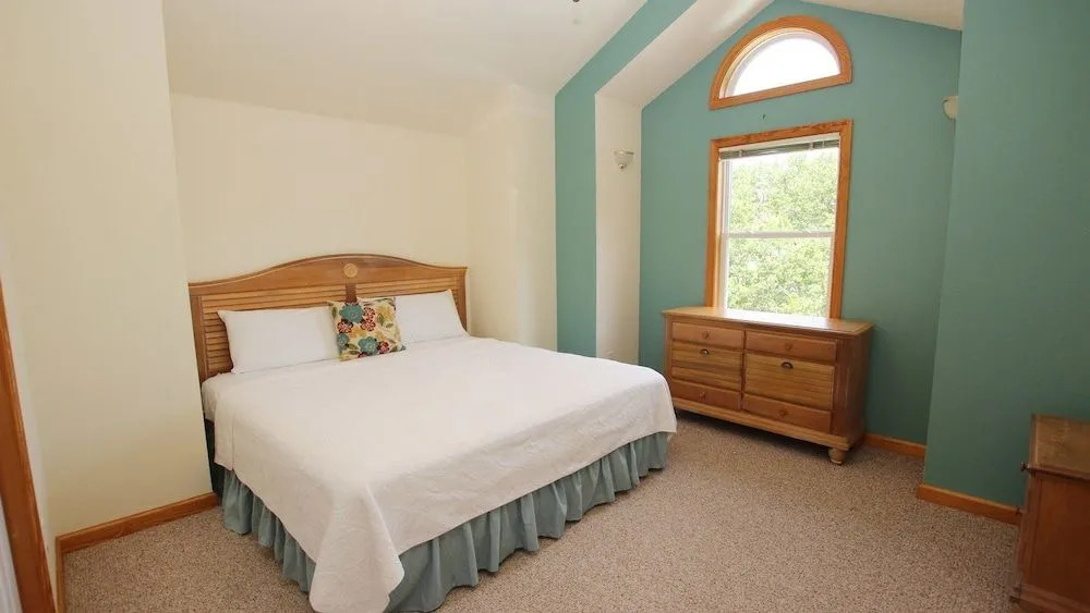Sea Shells Sanctuary - 6 Br Home