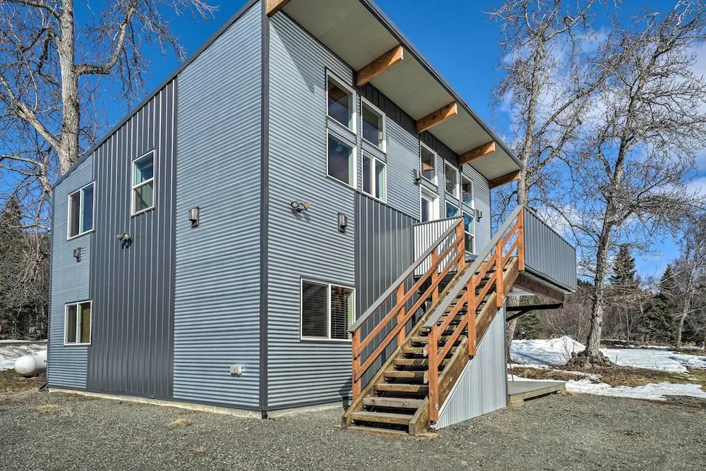Pet-friendly Duplex w/ Northern Lights Aurora View