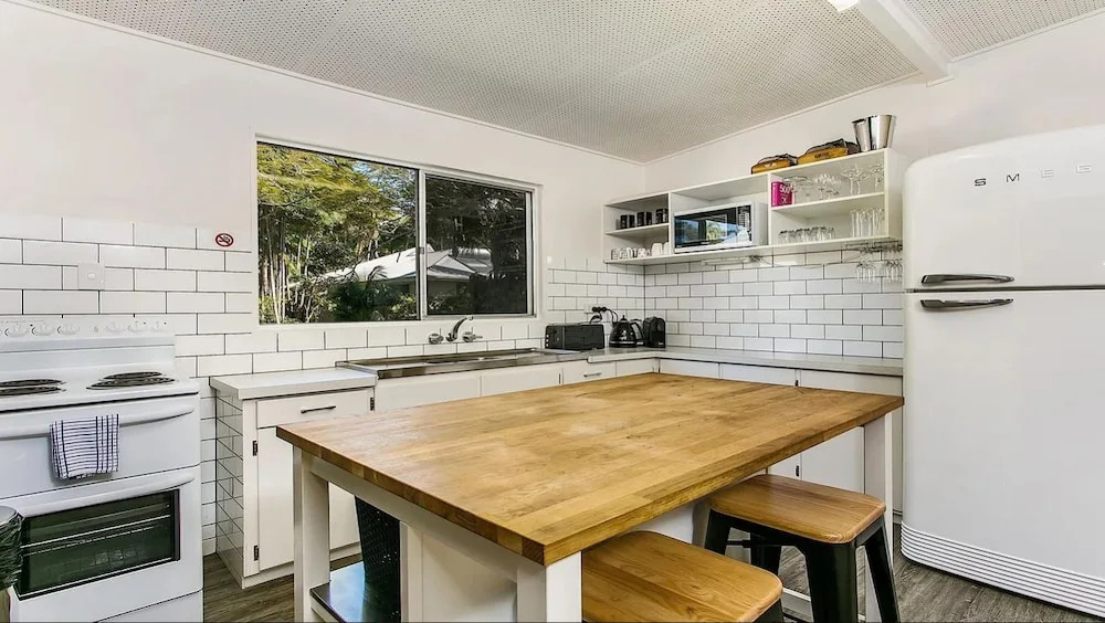 Your Luxury Escape - Bungalow 8