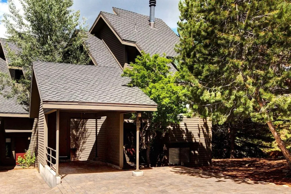 3754 Navajo Trail Townhouse Unit 80 - 4 Br townhouse by RedAwning
