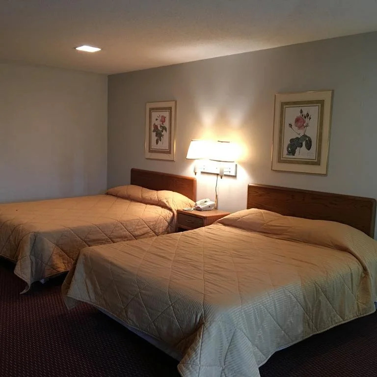 Carrousel Inn and Suites