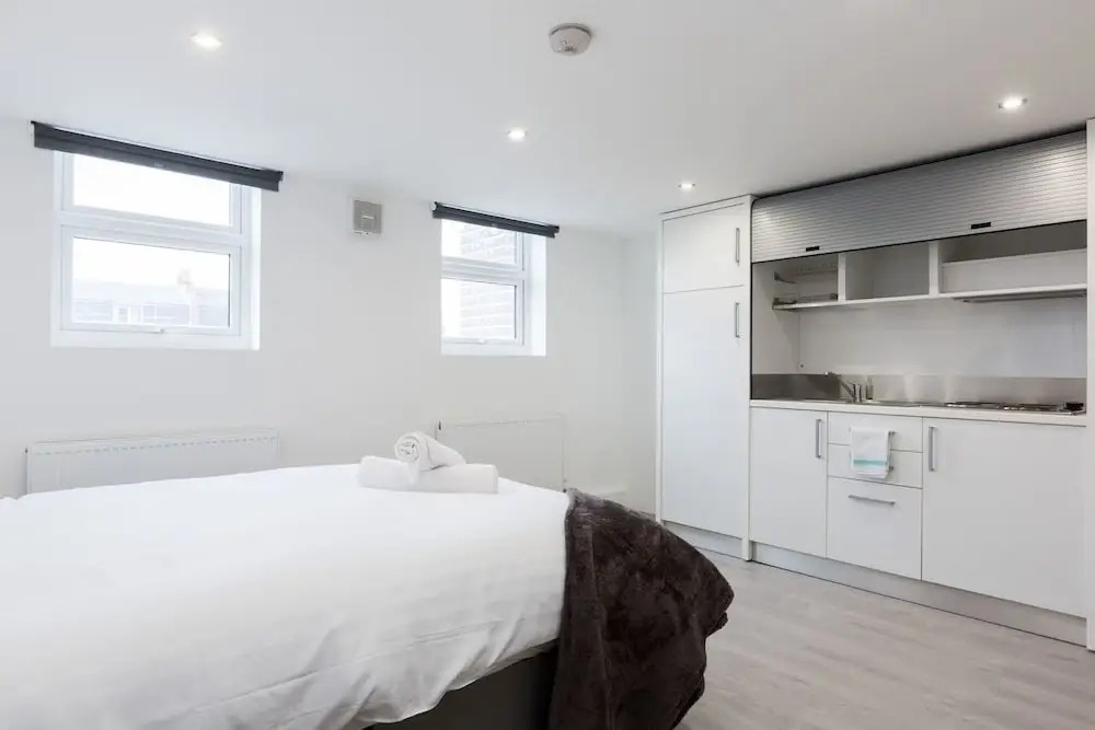 Bright Studio Flat - Camberwell! 3d
