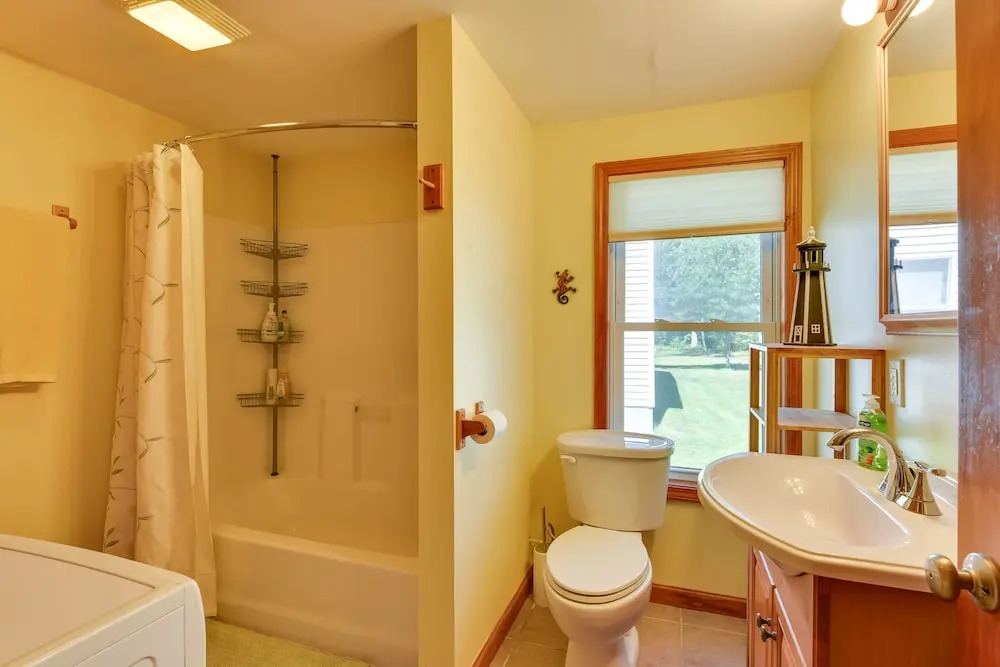 Waterfront Chautauqua Lake Retreat: Dock, Kayaks!