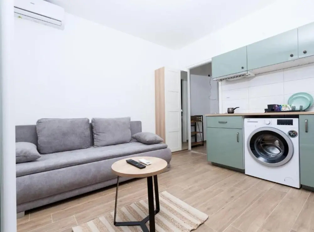 Romantic Studio in Zadar With City and Garden Views