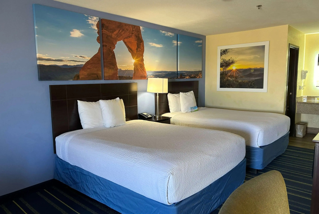 Days Inn by Wyndham Holbrook