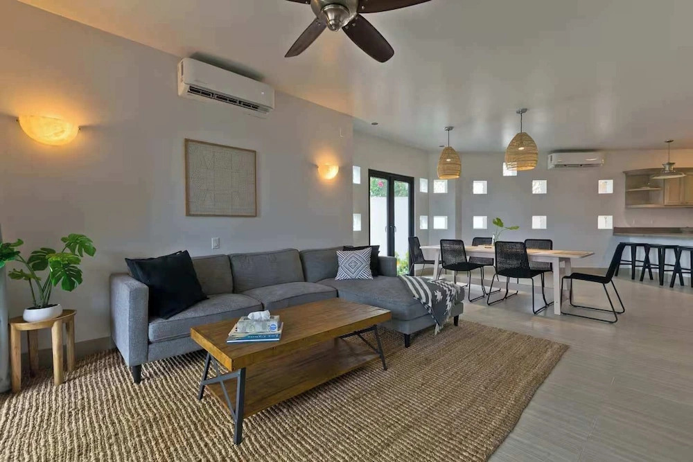 Marbella Lane - PrimeVilla n Modern Home
