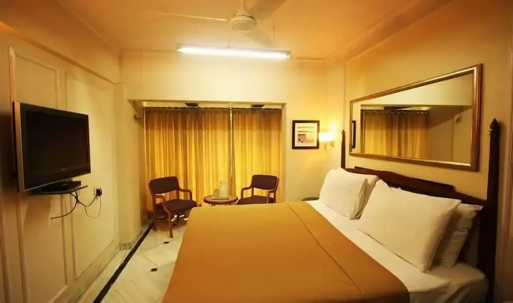 Royal Park Hotel Dockyard