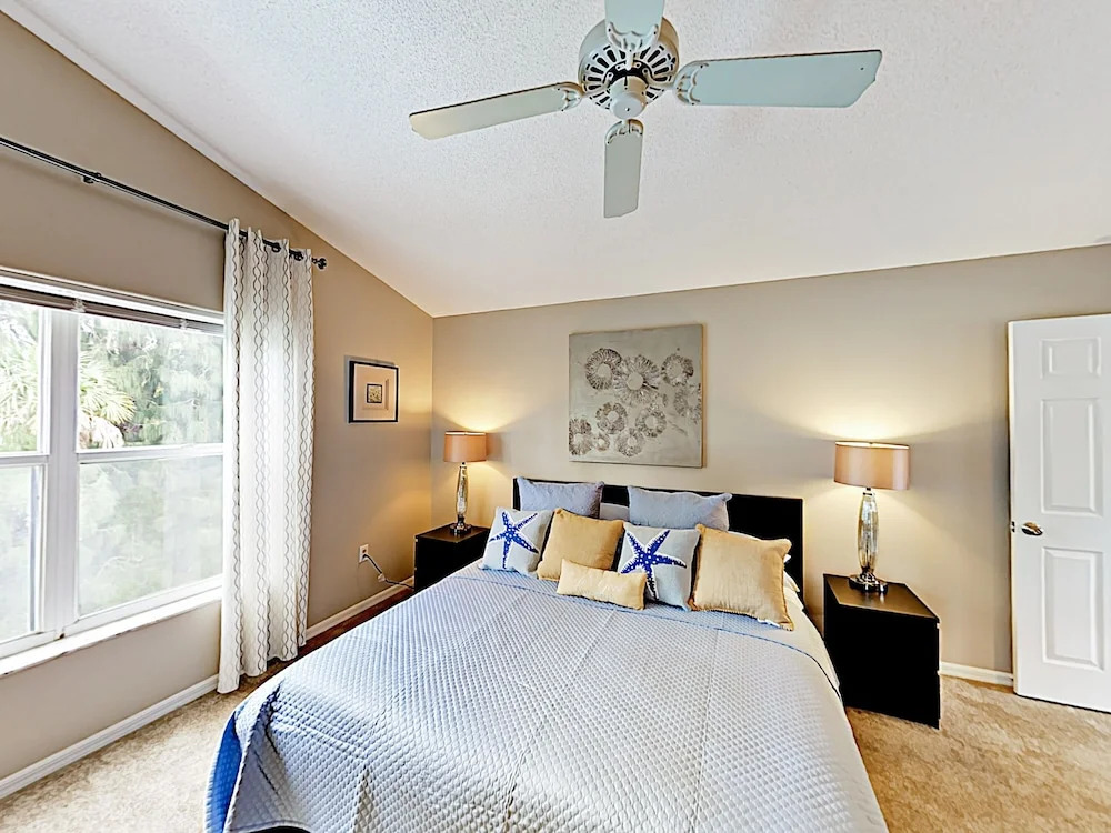 New Listing! Siesta Key Paradise W/ Private Pool 3 Bedroom Home