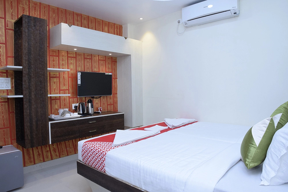 Hotel Green Edge Regency