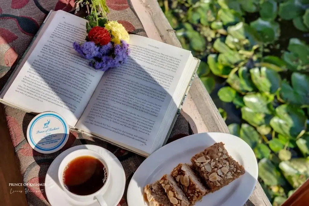 Prince of Kashmir Luxury Houseboat