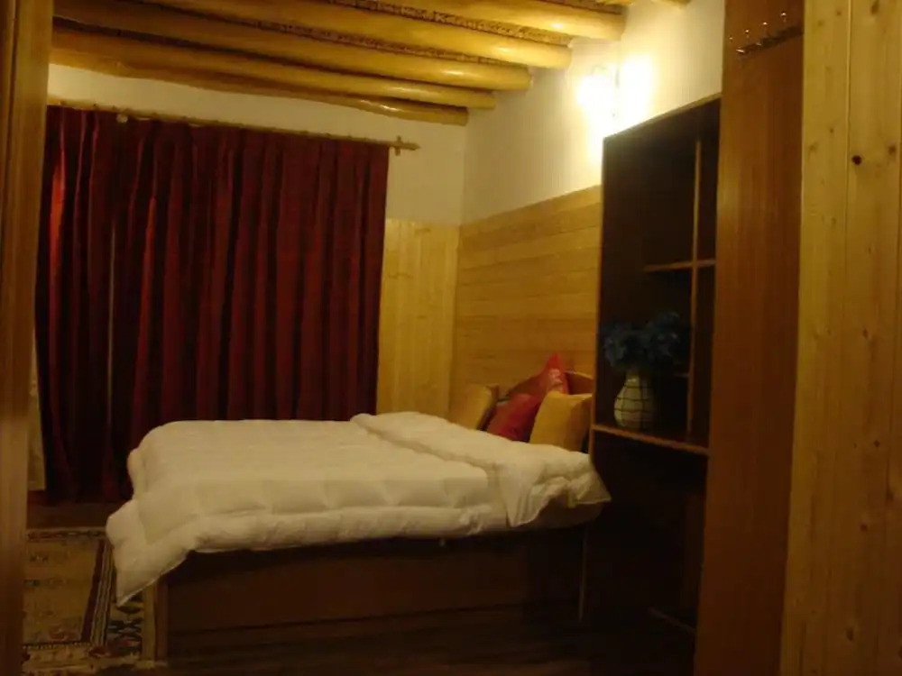 Radhu's Boutique Inn