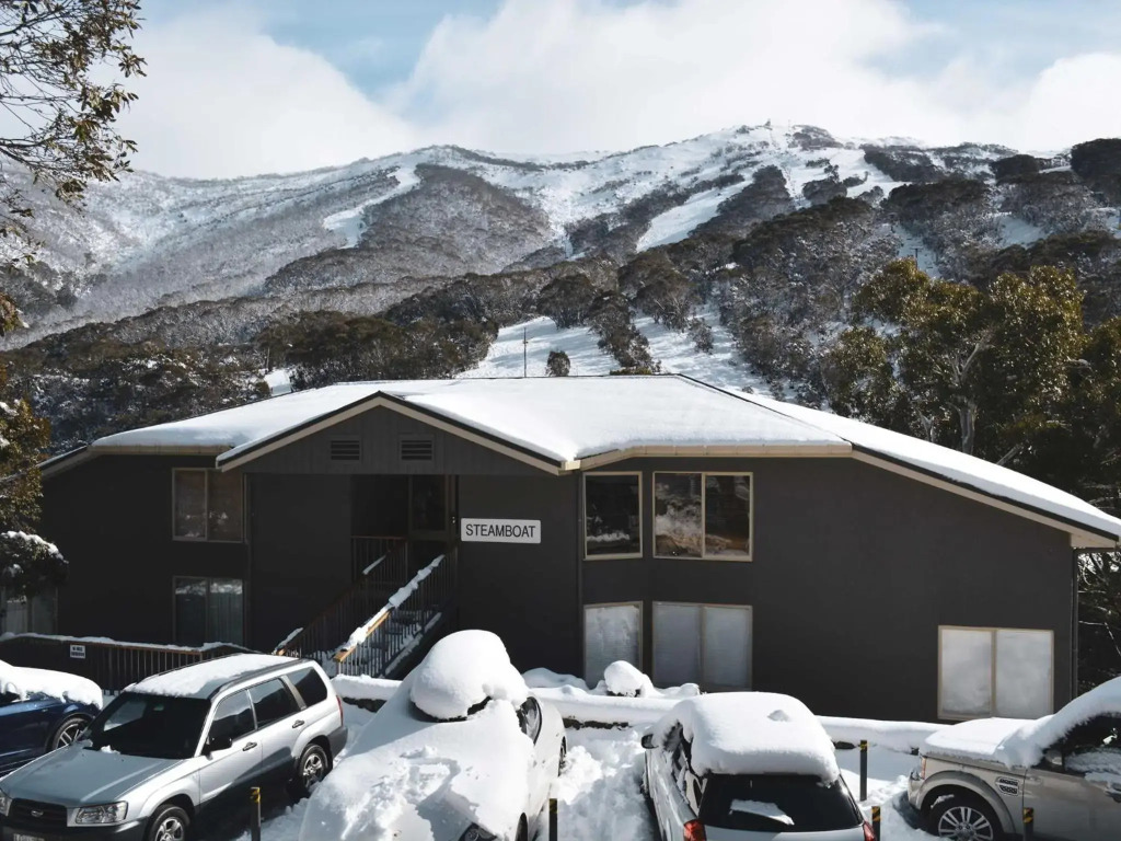 Steamboat 7, 2 bedroom with mountain view and central location