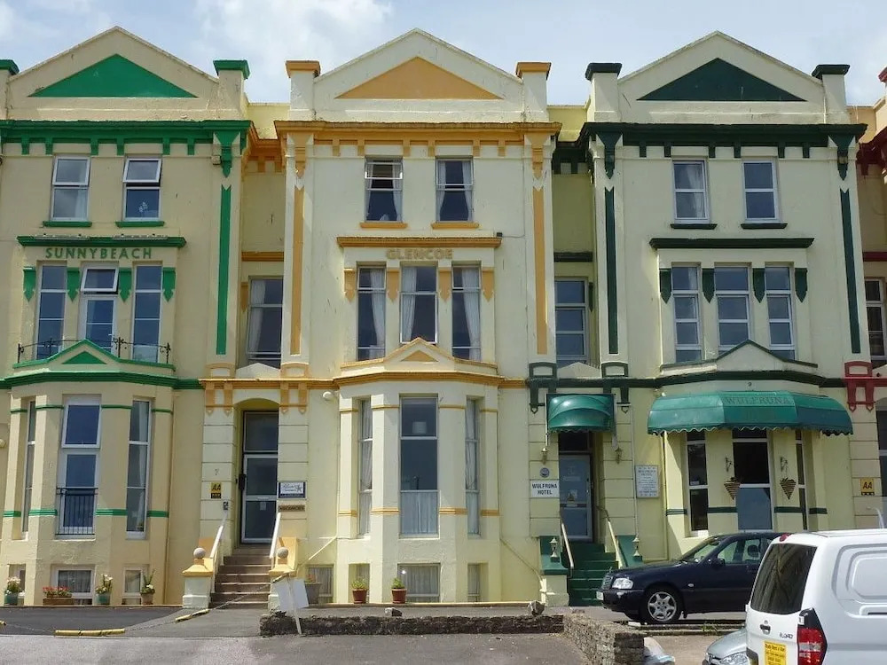 Glencoe Apartments