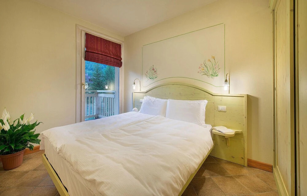 Beautiful Apartment in Ponte di Legno With 3 Bedrooms and Wifi