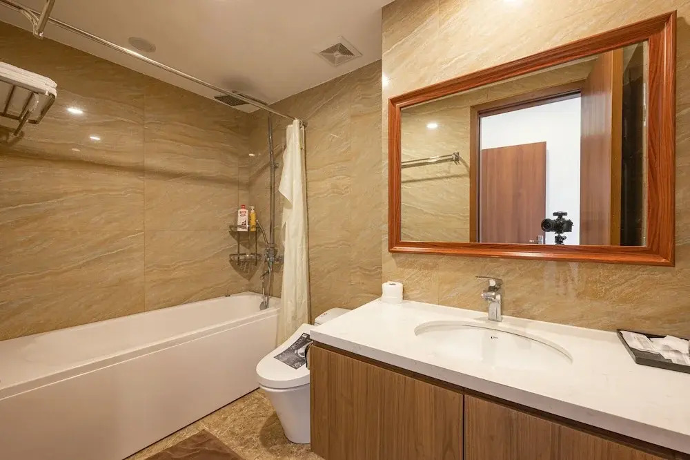 Luxe Paradise Suites Tay Ho