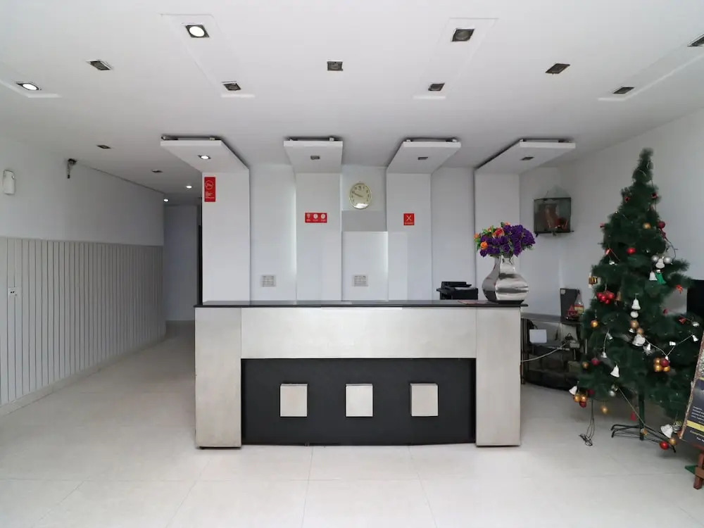 OYO 12340 The Royal Park Plaza