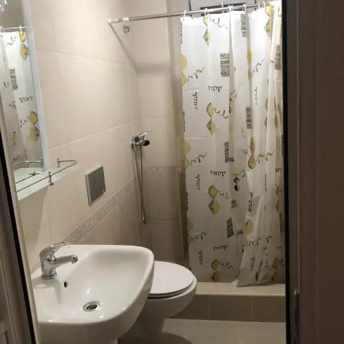 Guesthouse on Trudyaschikhsya 2A
