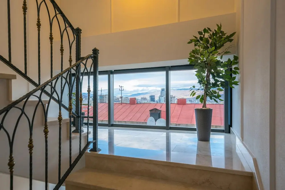 Veranova Hotel