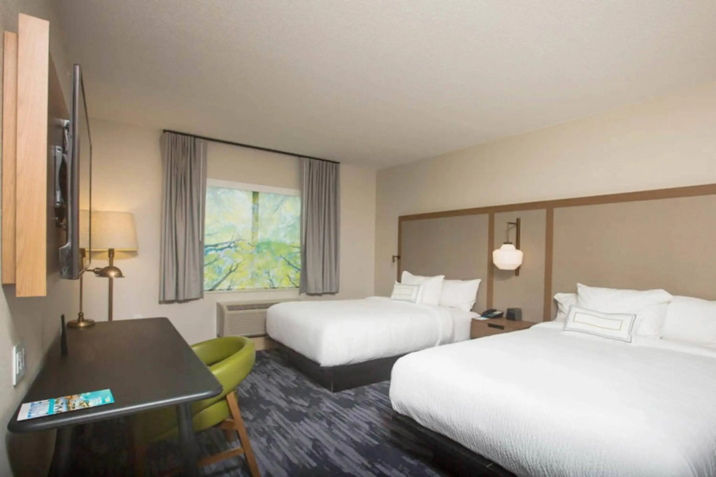 Fairfield Inn & Suites by Marriott Philadelphia Broomall/Newtown Square