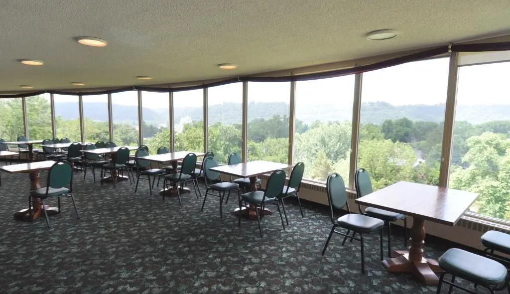 Hillside Inn