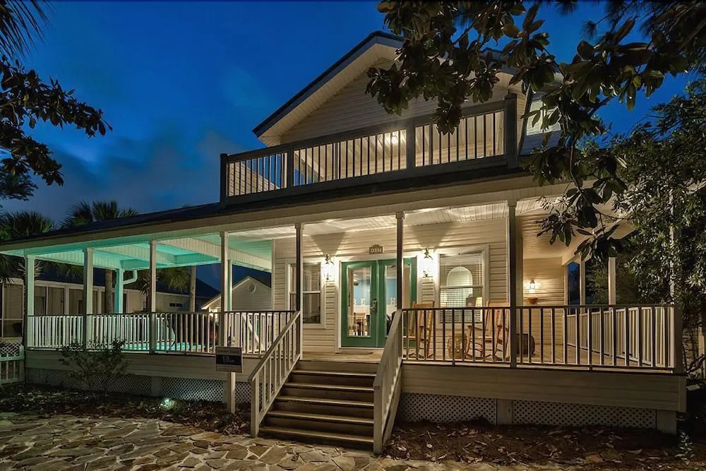 SUMMER SHANDY 4 Bedroom Holiday Home by Five Star Properties