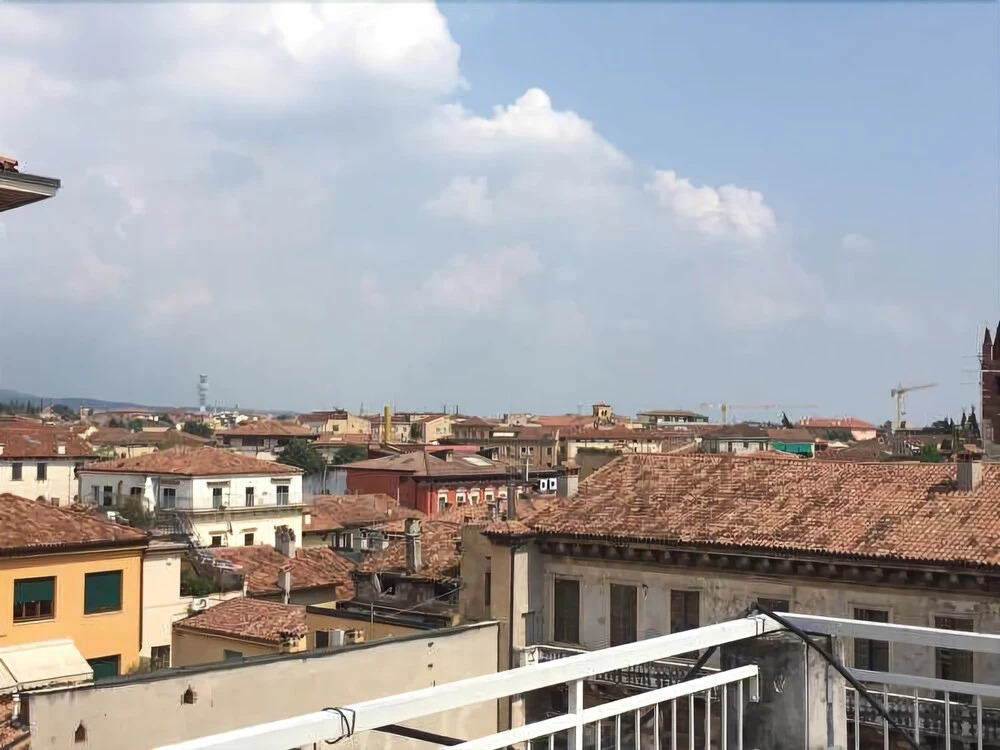 Gatto Romeo Apartments