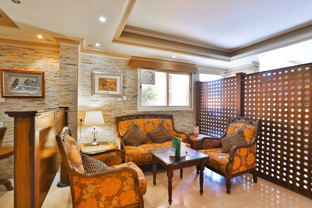 OYO 380 Crown Hotel Najran