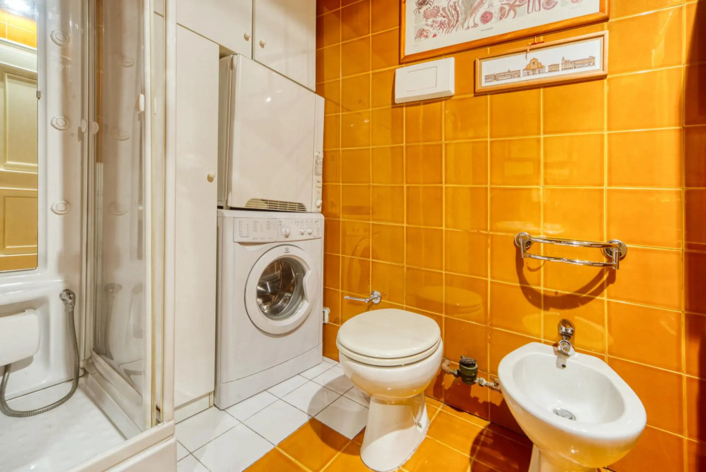 Piazza Maggiore Duplex Apartment by Wonderful Italy