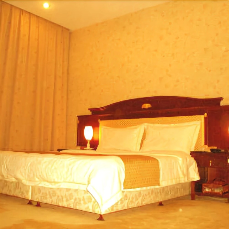 Yibin Hotel