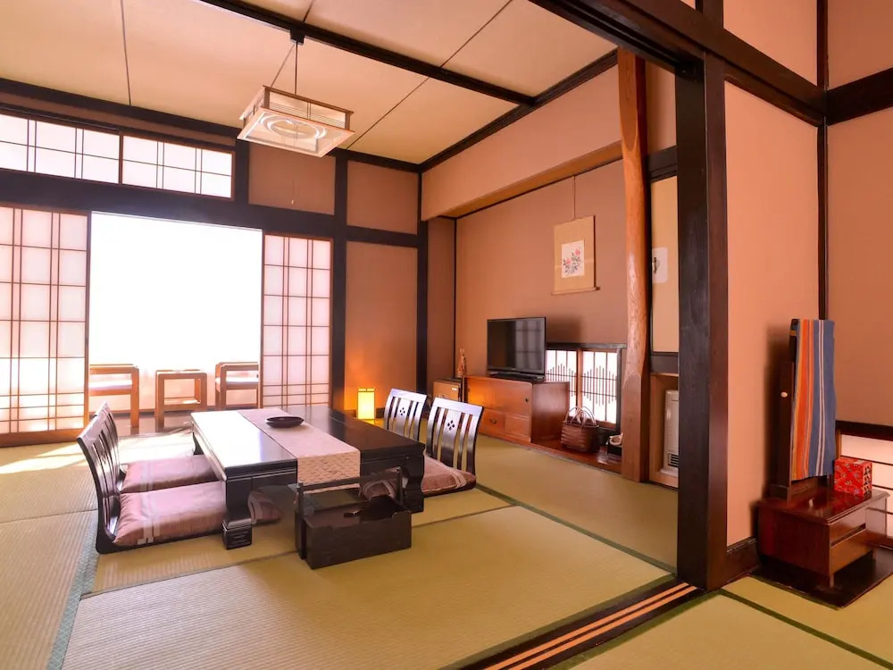 Kamiyashiki Taira no Takafusa