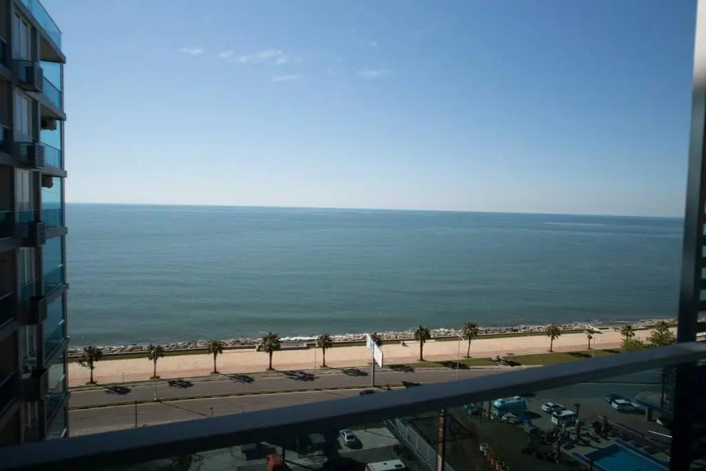 Leo Group Apartment 13-292 Sunrise Batumi