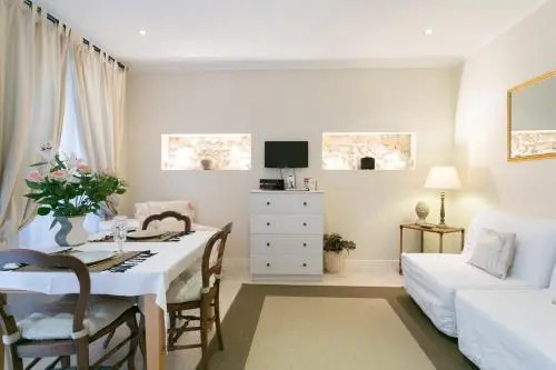 Quartier Latin Apartments 3 Apartments to choose